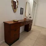 شقة Canottieri